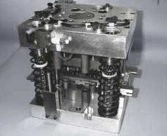 為什么加工出精密沖壓件質量很差